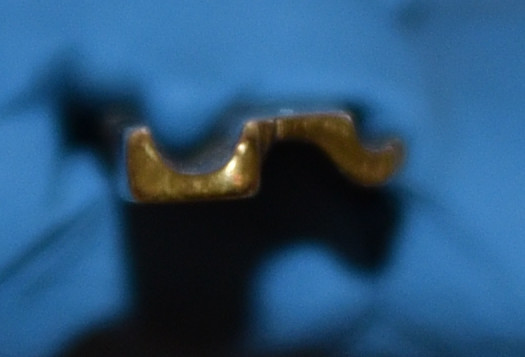 photo of end view of a key